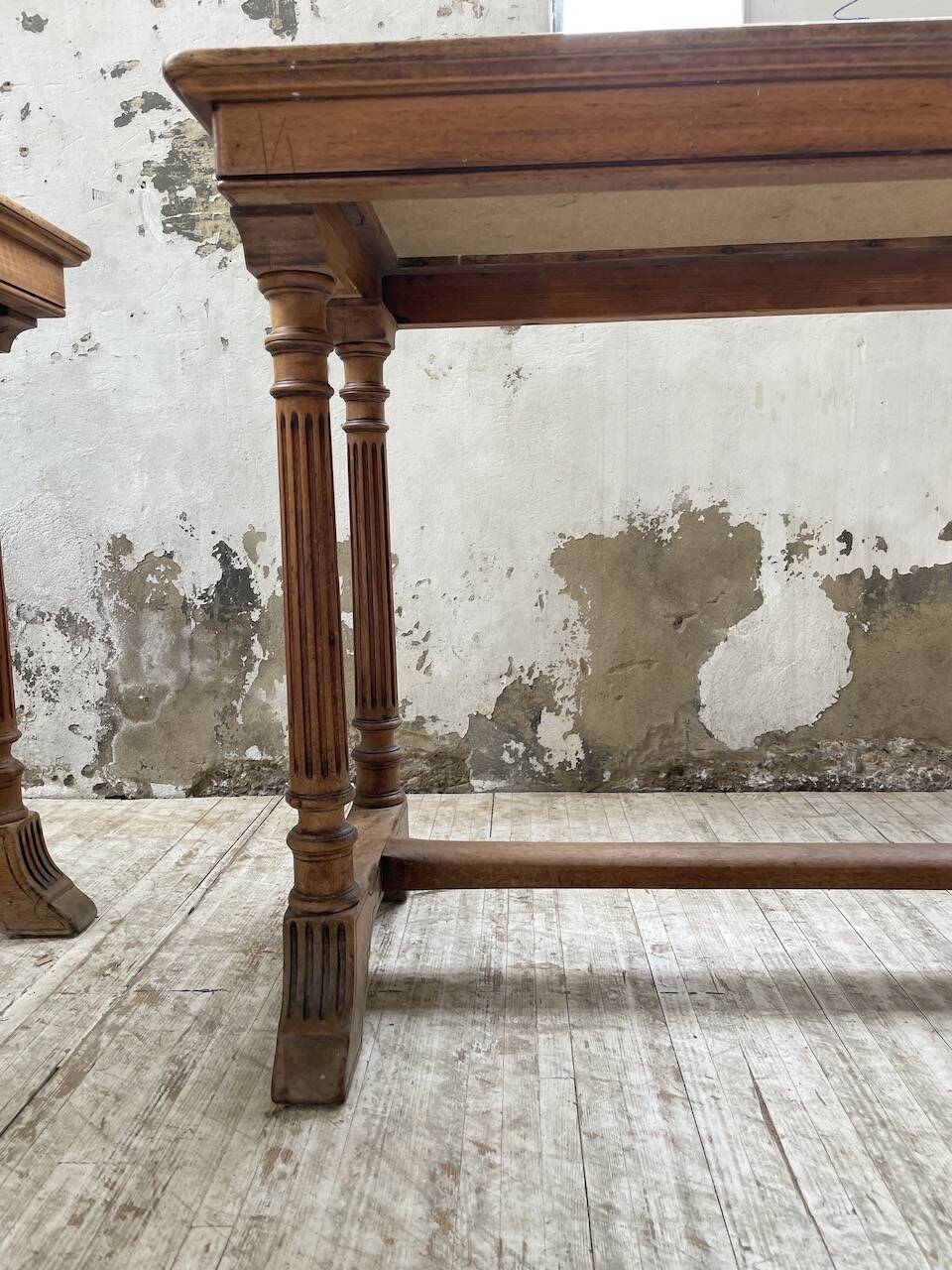 Set of two bistro tables in walnut and tiling from 1890.
