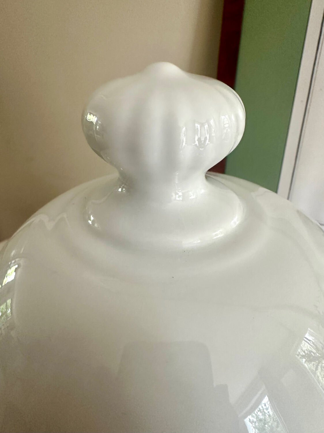 Pillivuyt porcelain soup tureen