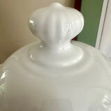 Pillivuyt porcelain soup tureen
