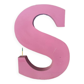 Large metal sign letter S