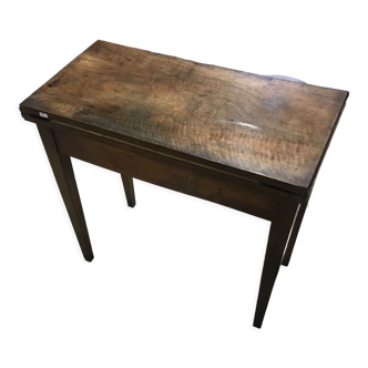 Folding games table