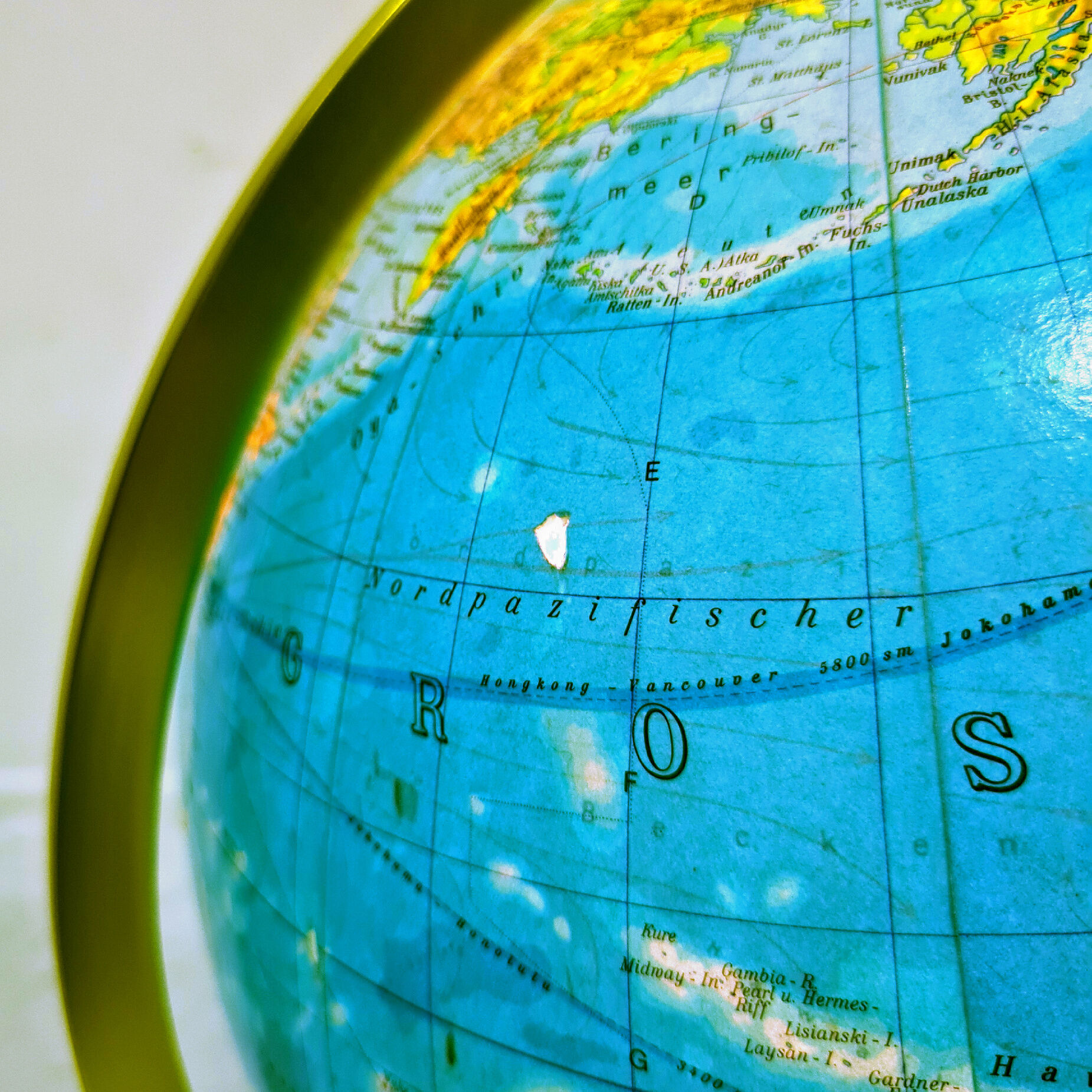 Globe de terre en verre illuminé vintage, allemagne des années 1970