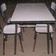 Table in formica and its 4 chairs