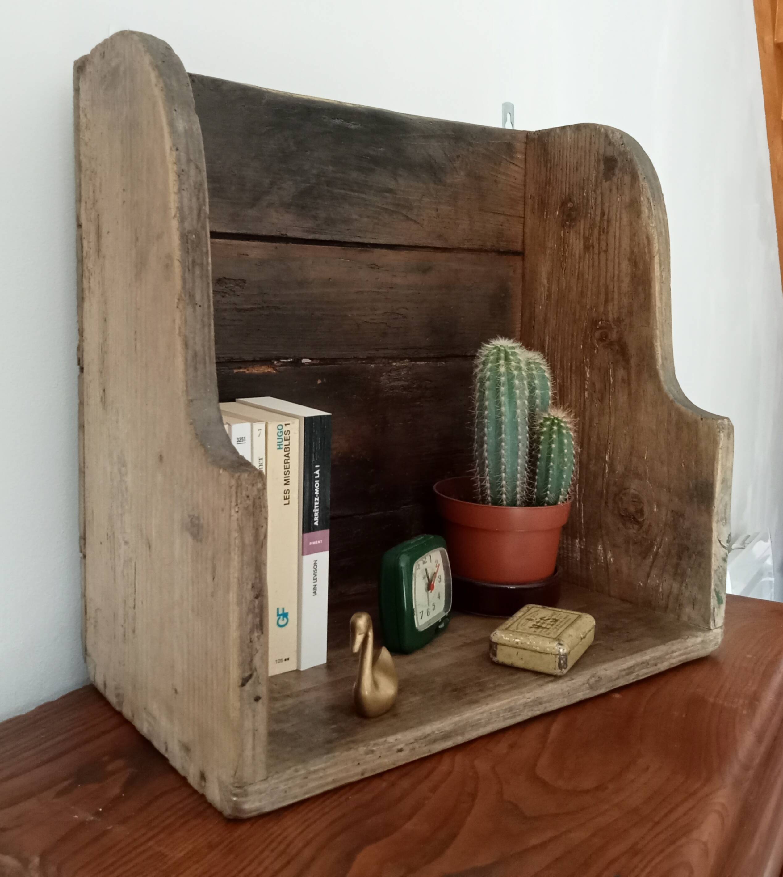 Old wall shelf Triolot