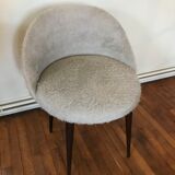 Grey mmoute chair