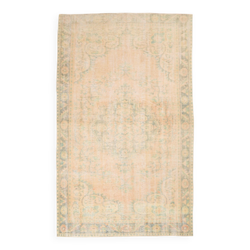 Tapis turc vintage pêche et vert, tapis rustique fait main neutre, 168x274