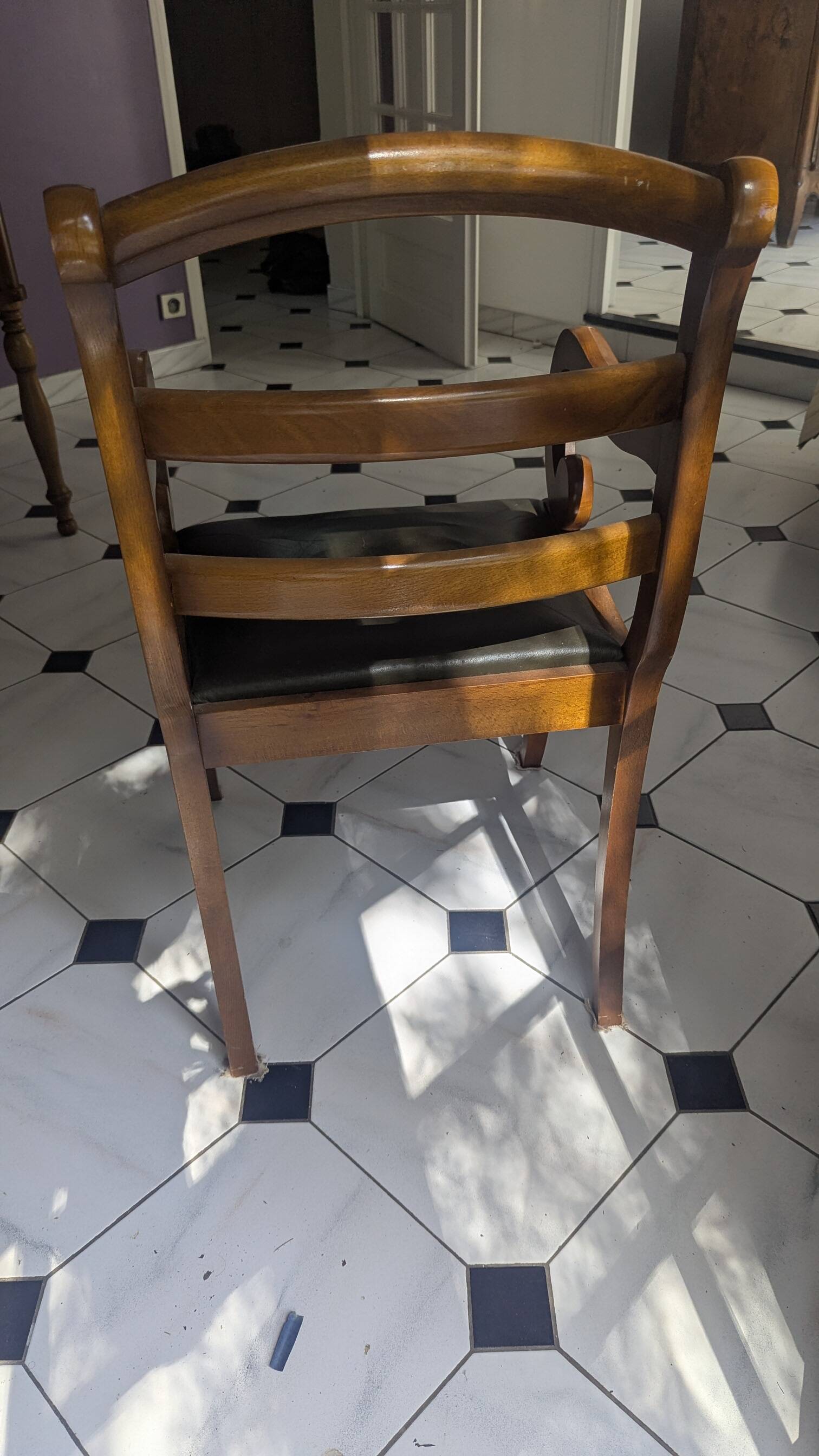 Fauteuil de bureau ancien style Directoire / Restauration en bois massif