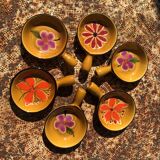Flower patterned bowls