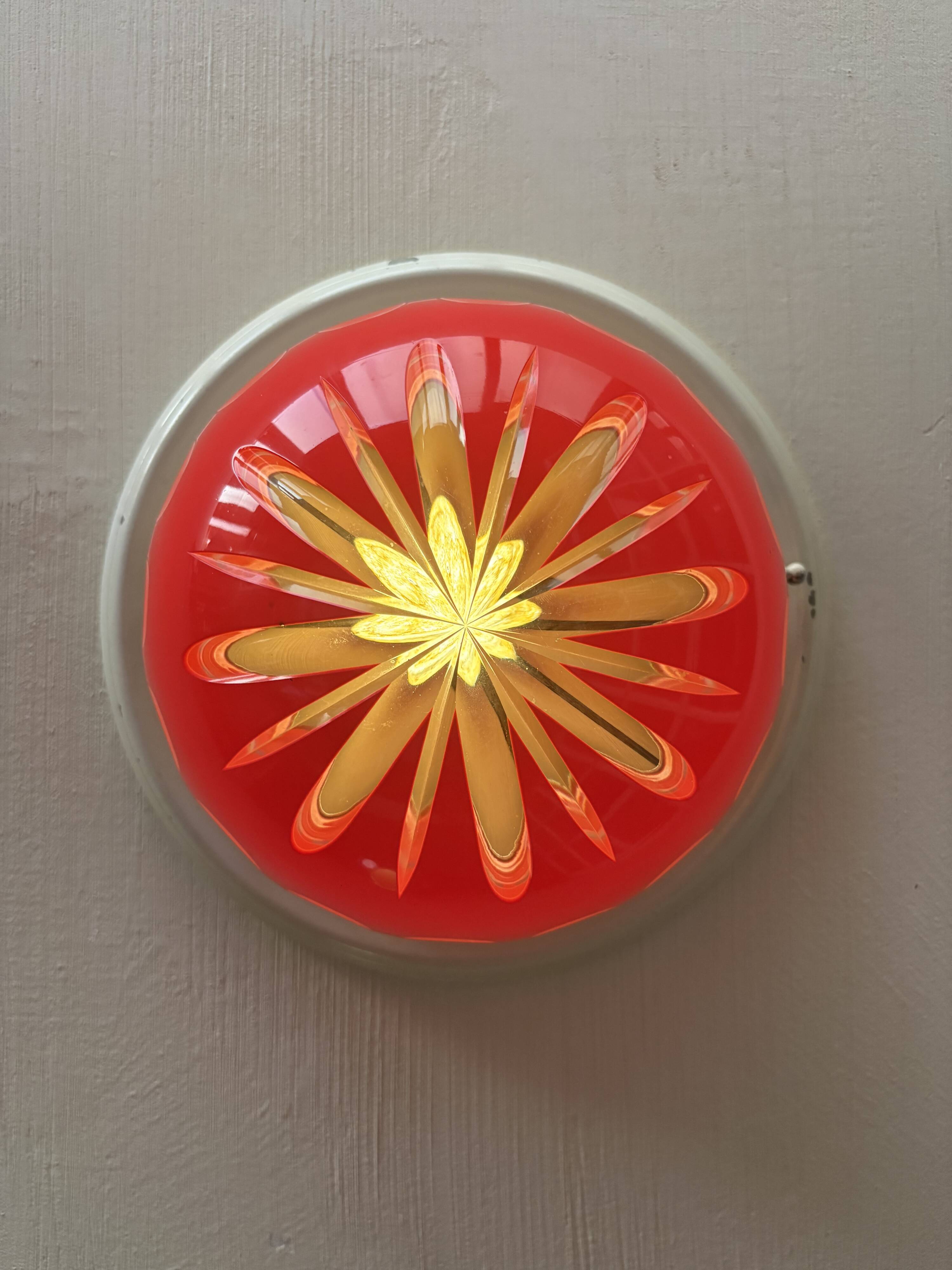 Unique theatre wall/ceiling light in cut glass