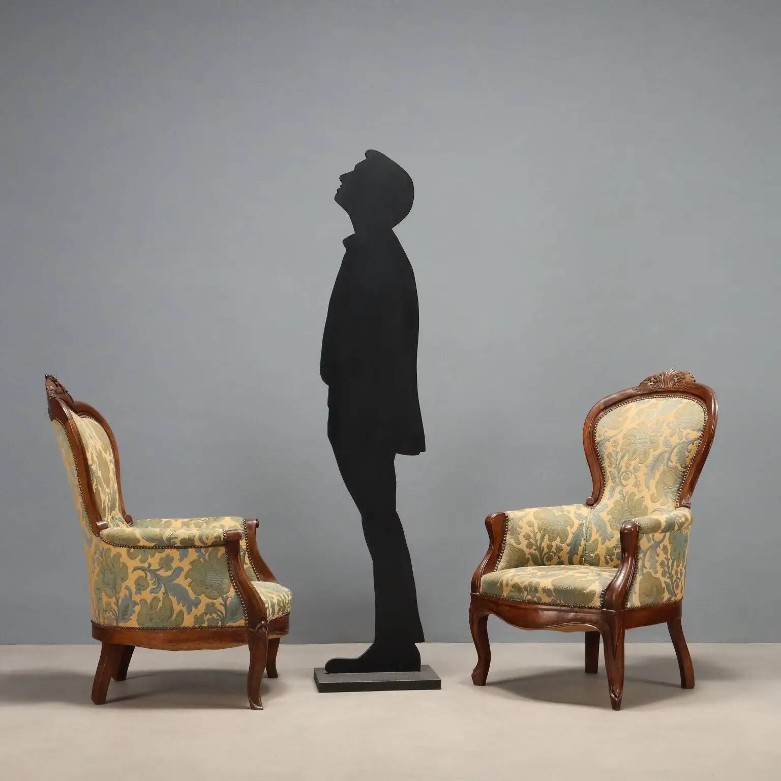 Paire de fauteuils Luigi Filippo en noyer