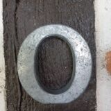Letter O in zinc