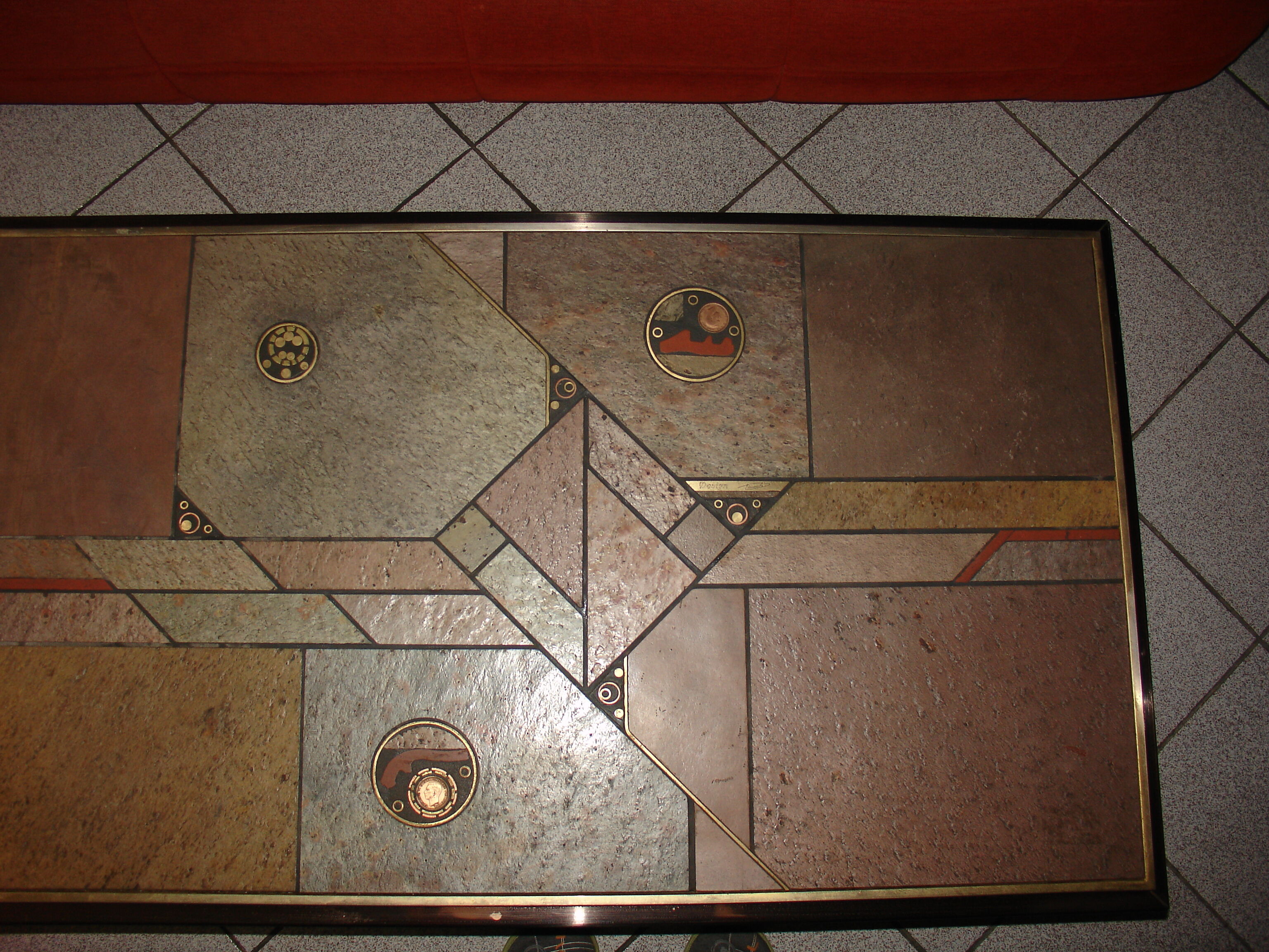 Coffee table by Paul KINGMA