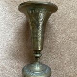 Vase indien en laiton gravé