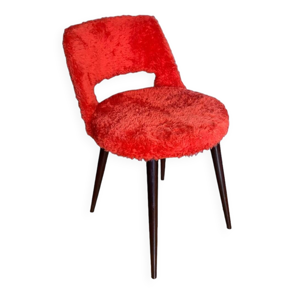 Chaise tonneau en moumoute rouge, vintage, seventies, piétement compas. — Beyit