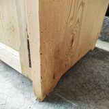 Small old tree closet