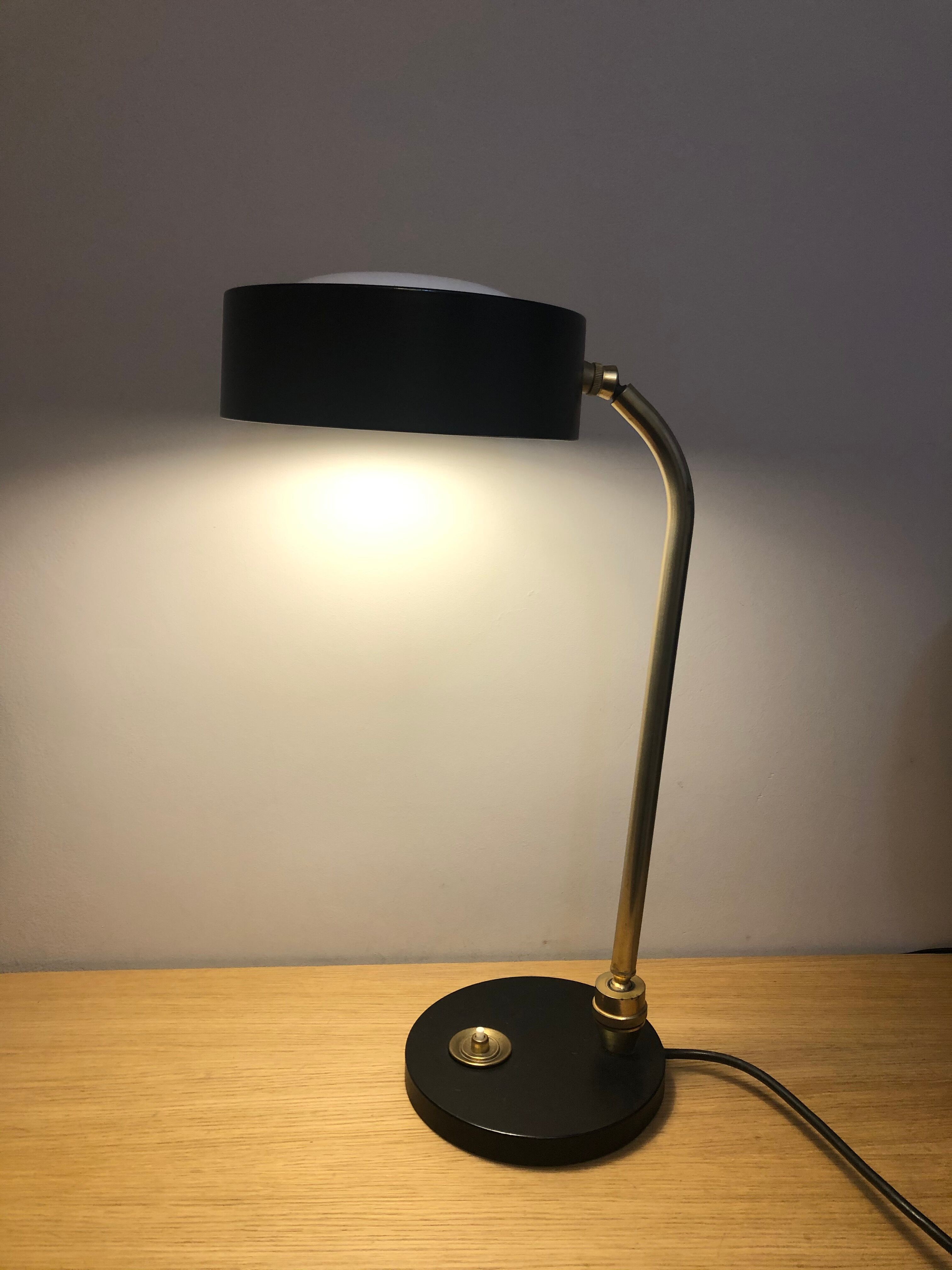 Jumo lamp - model 900