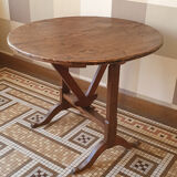 Oak winegrower's table