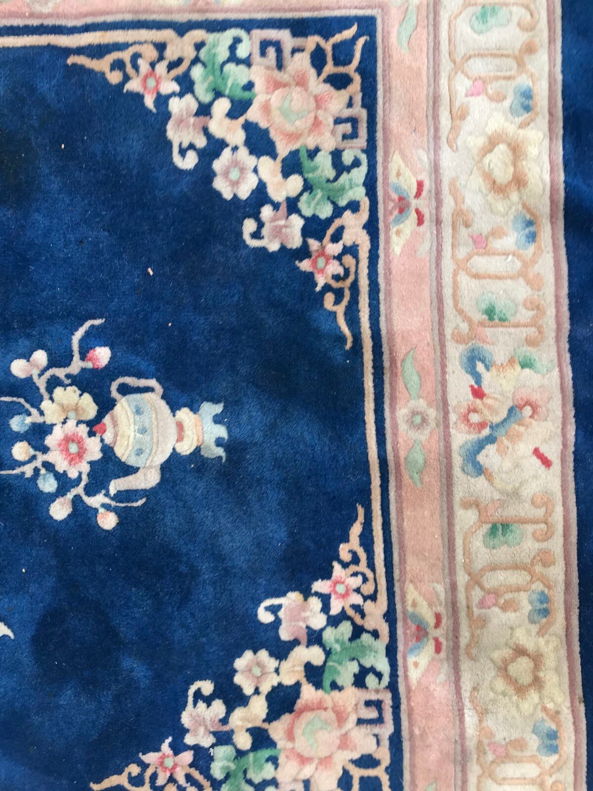 Chinese carpet  vintage 140 x 200 cm