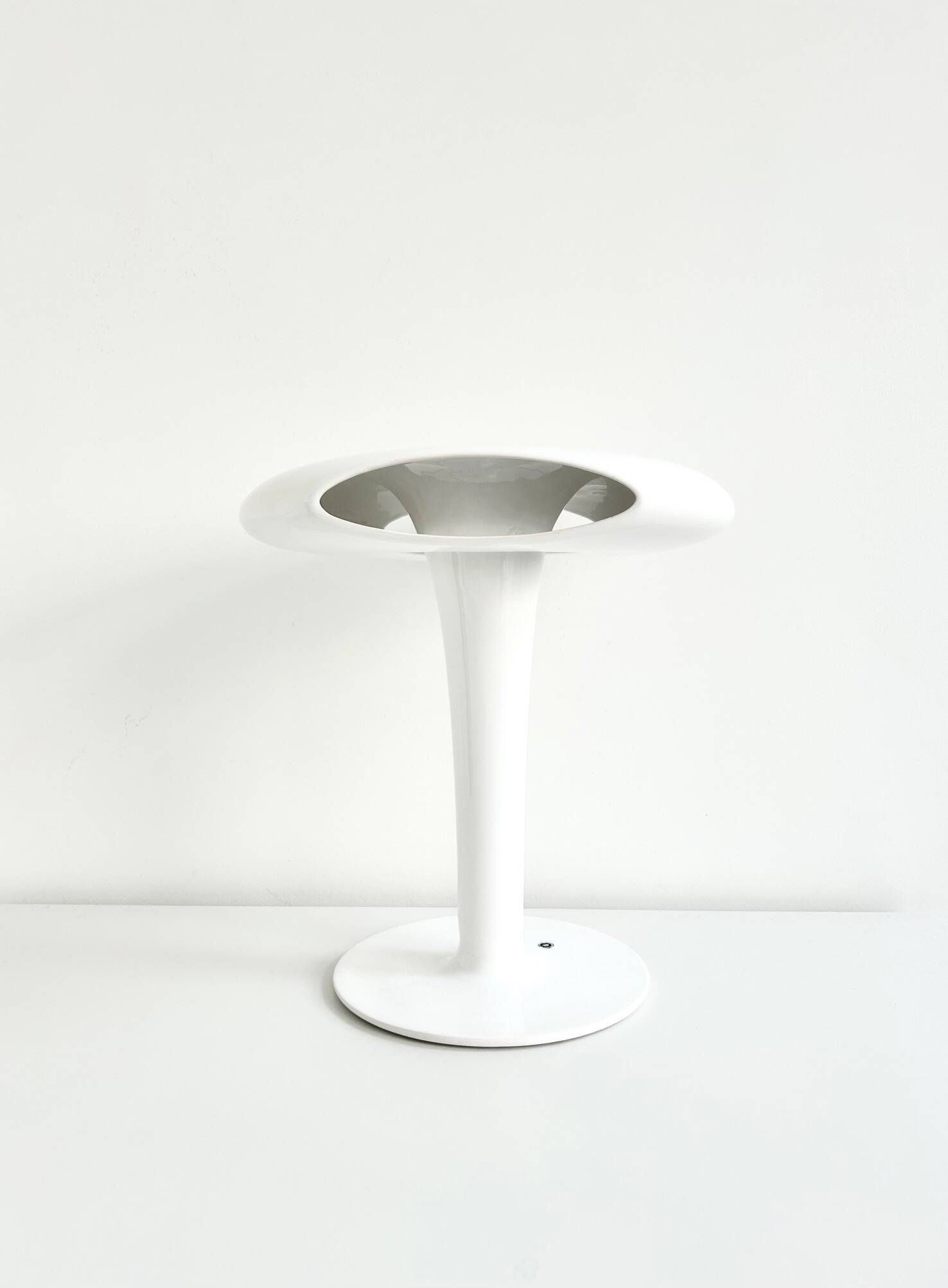 Vase " Sci Fi " par Marc Newson pour Cor Unum, 1993