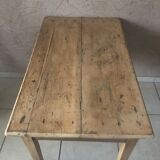 Farm table