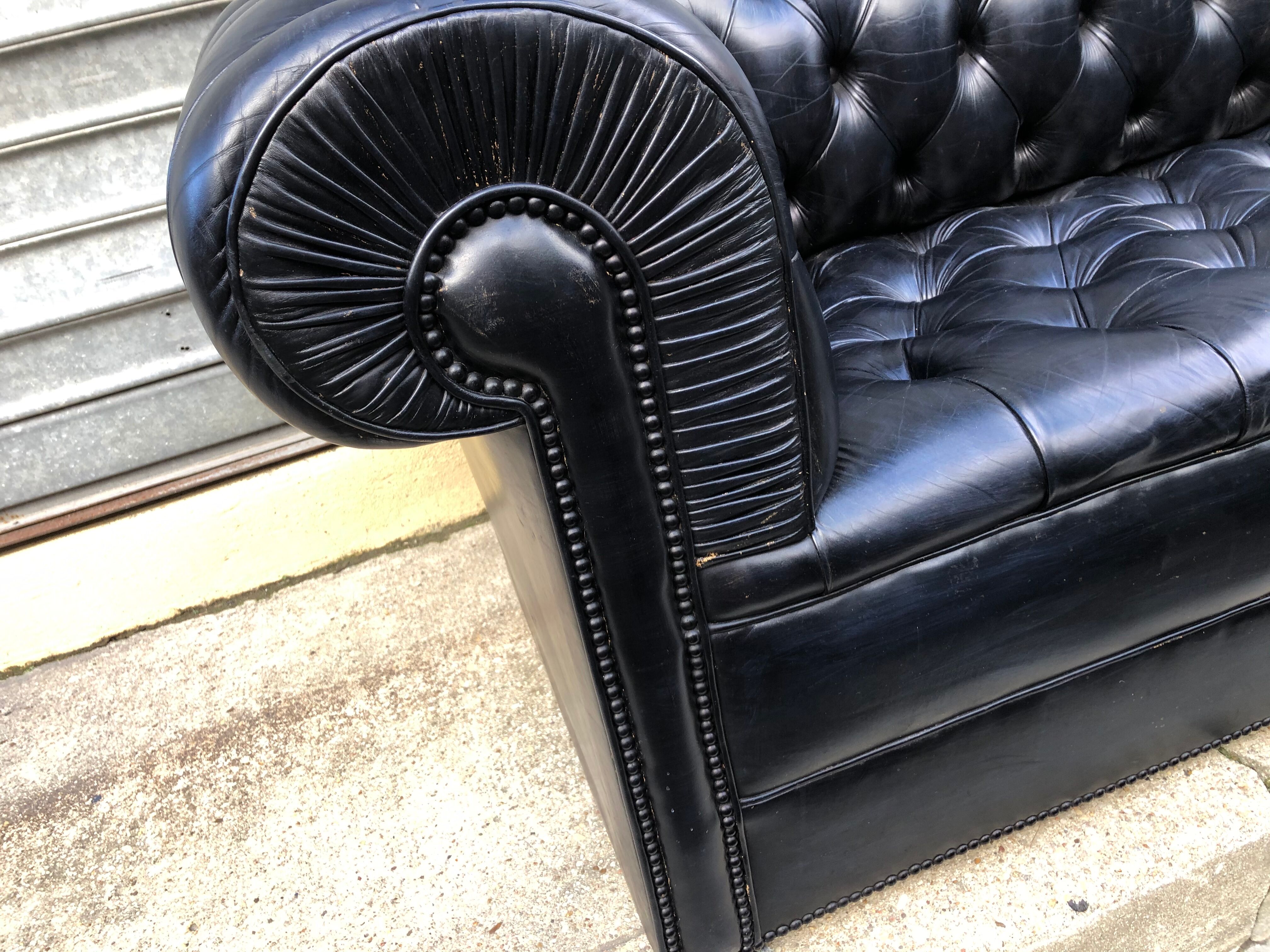 Chesterfield black sofa