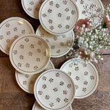 Lot de 11 assiettes à dessert anciennes en porcelaine de Limoges