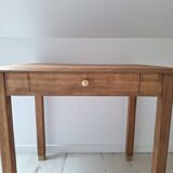 Country-style oak farmhouse desk/console/side table