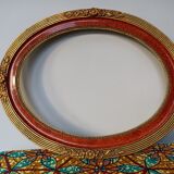 Cadre ovale ancien en bois