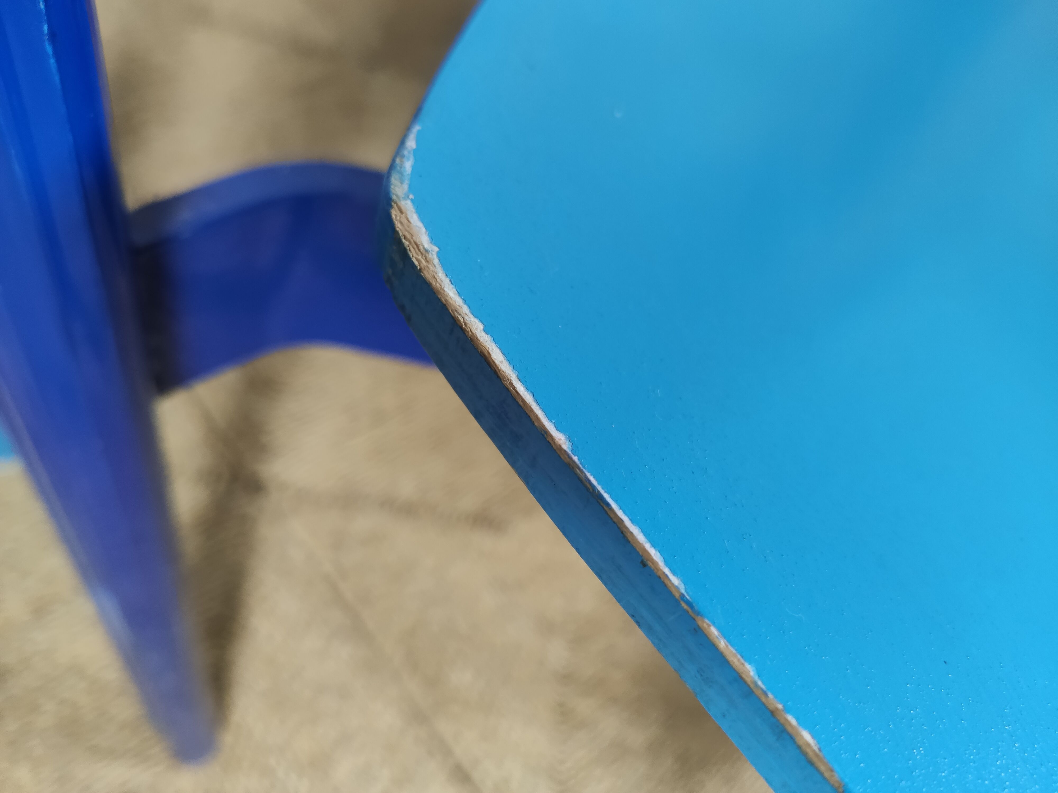 set 6 multicolored chairs 80s