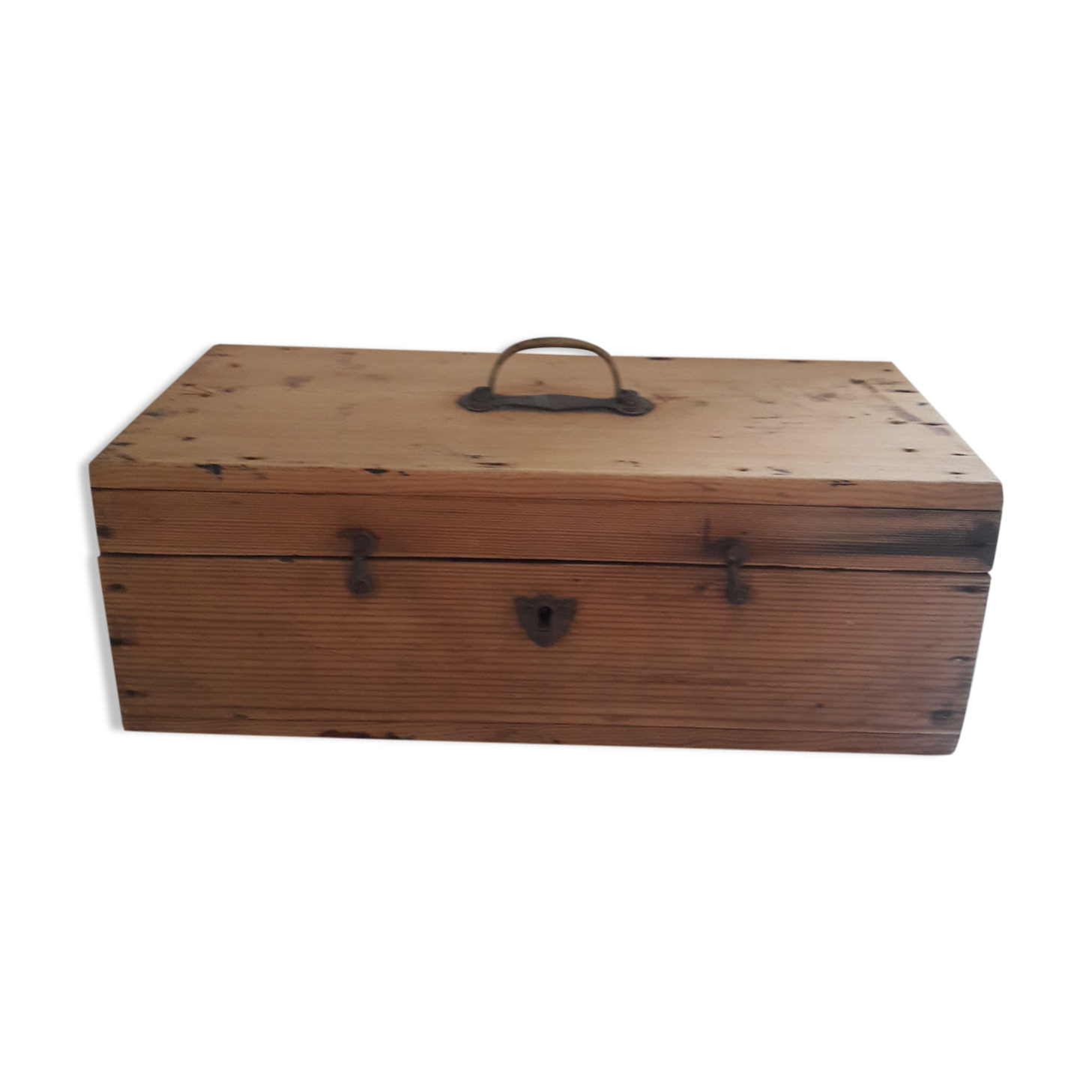 Box, chest, old pine