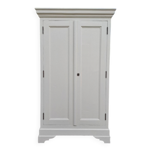 Armoire parisienne