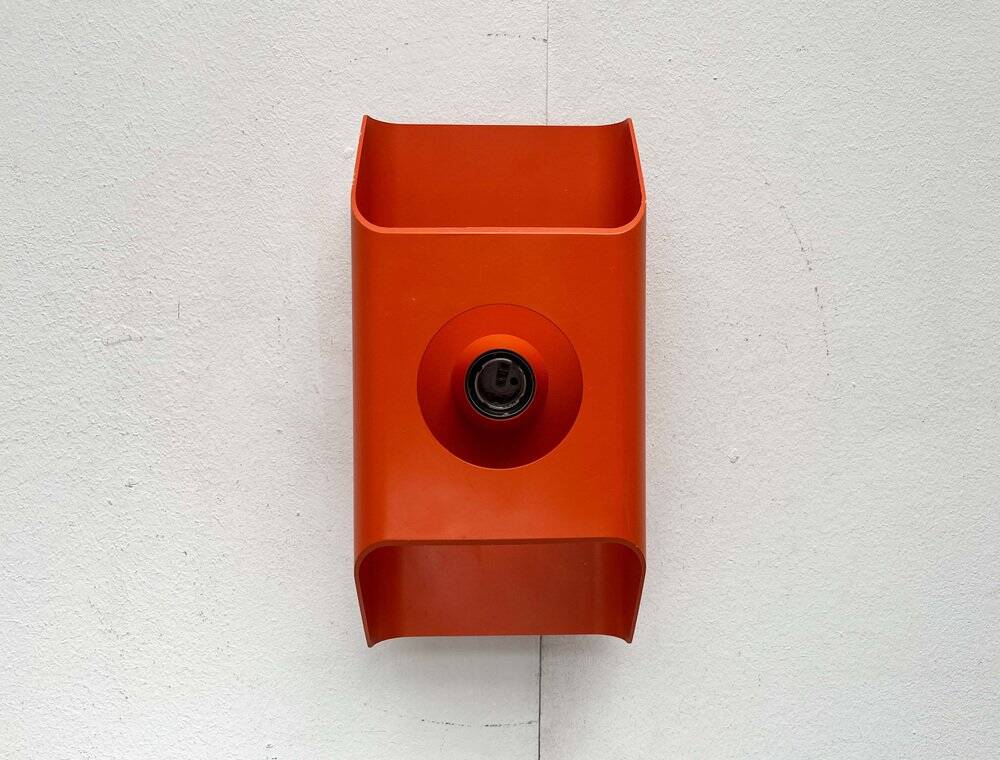 German wall lamp in mid-century space style by Klaus Hempel for Kaiser Leuchten, 1960s.