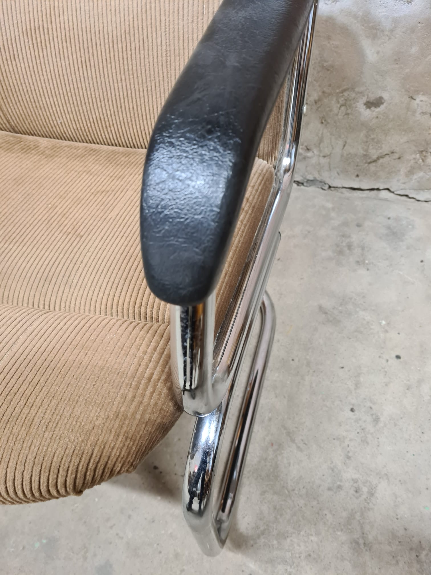 Vintage tubular ribbed office armchair