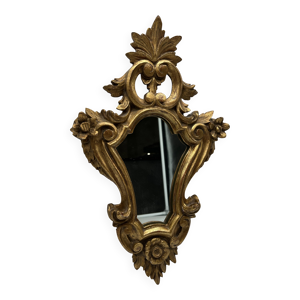 Miroir en bois et stuc