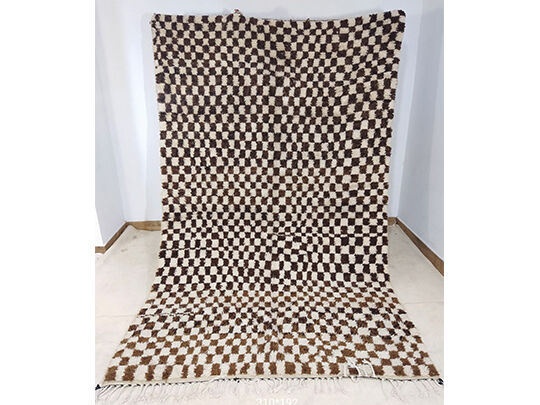 Moroccan berbere carpet 310x192cm