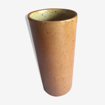 Sandstone roller vase