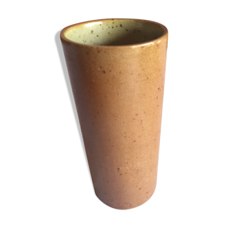 Sandstone roller vase