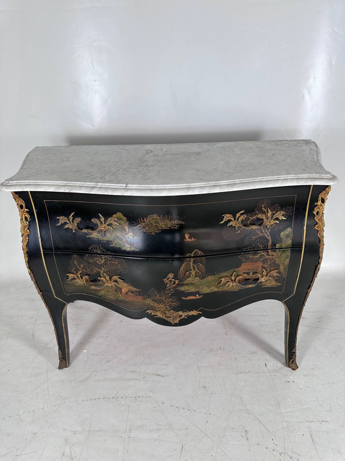 Chinese lacquered style commode