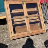 Natural wood window to be laid or hung