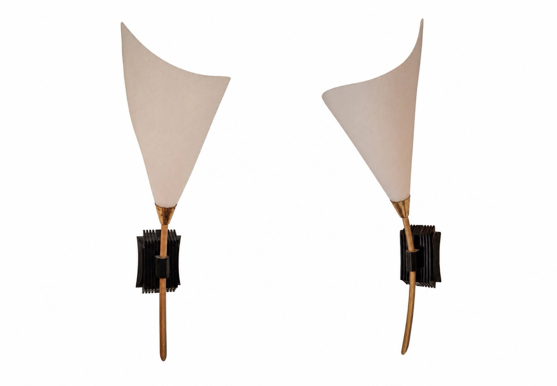 Pair of brass and frosted glass wall lights, vintage Mid-Century 1950s