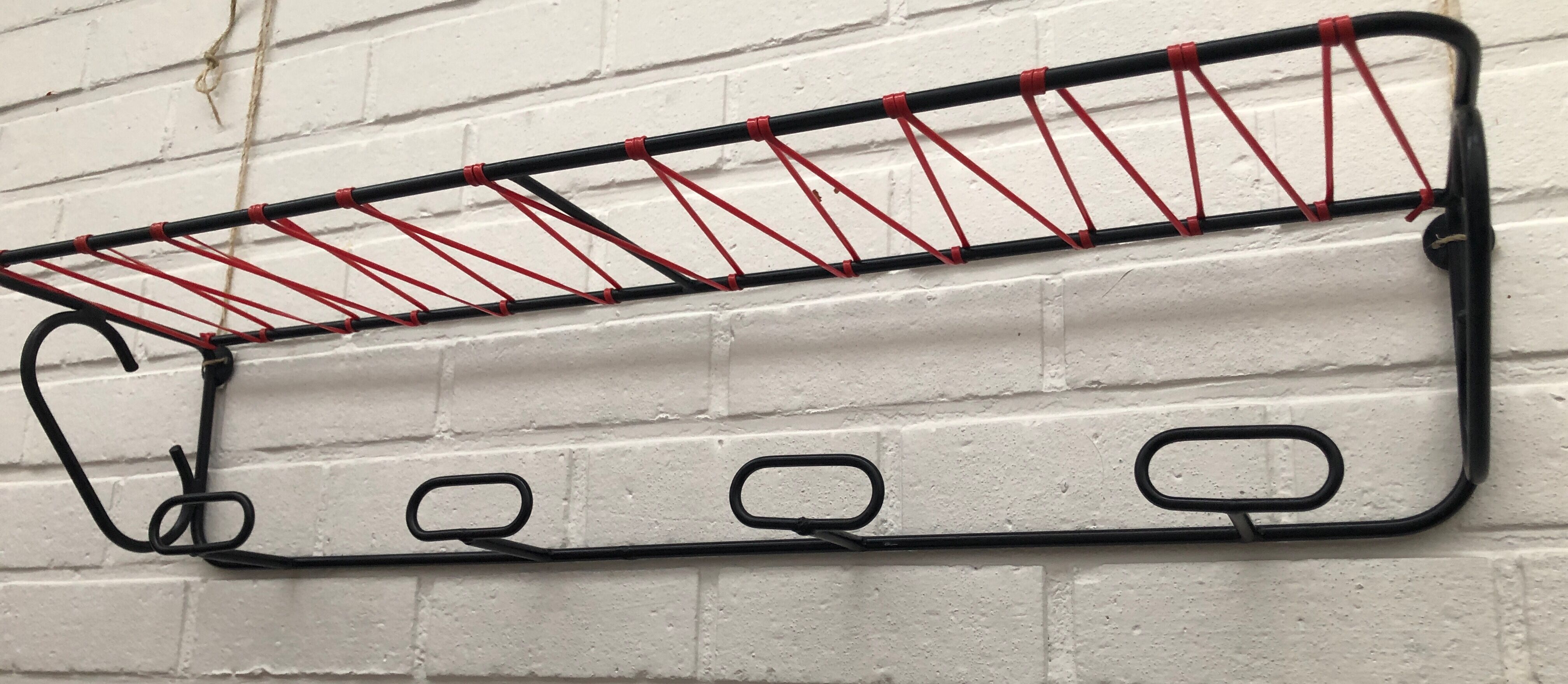 Coat rack of the 50s metal and scoubidou thread
