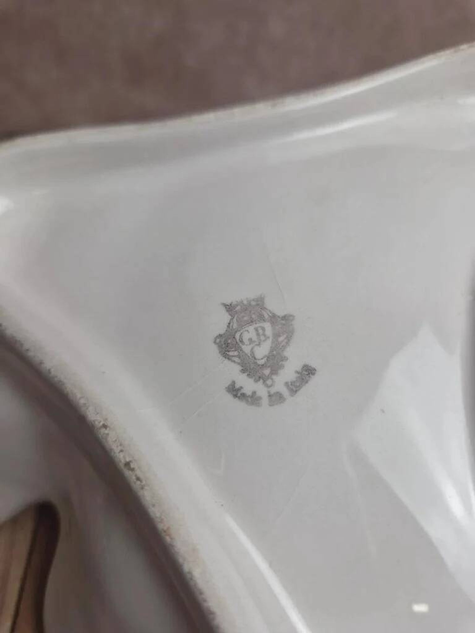 Vintage Italian barbotine grape plate – G.b.c. Made in Italy