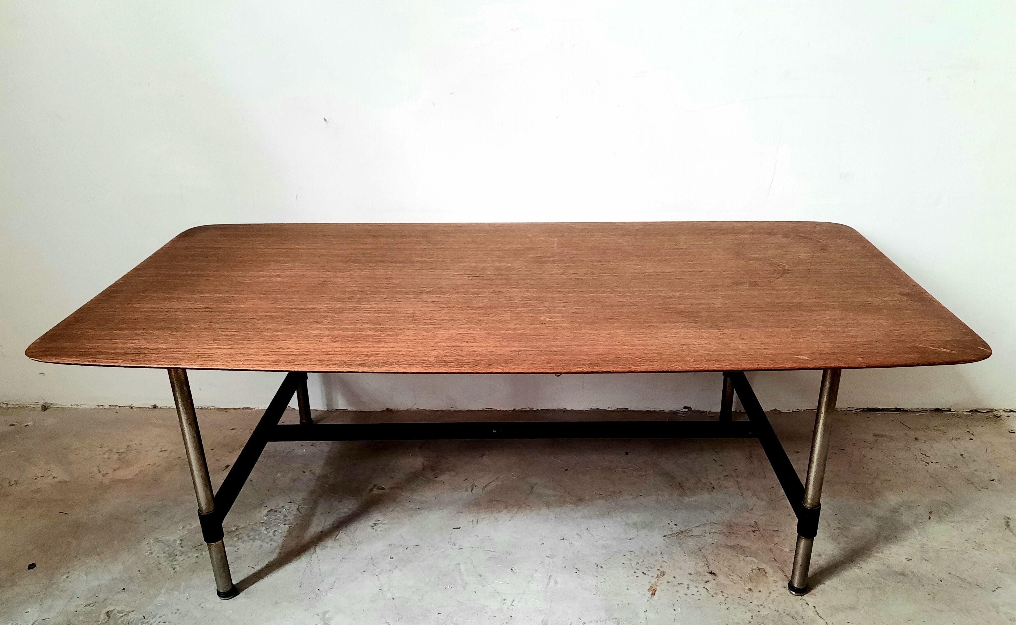 Vintage Italian coffee table from the 60s / 70s