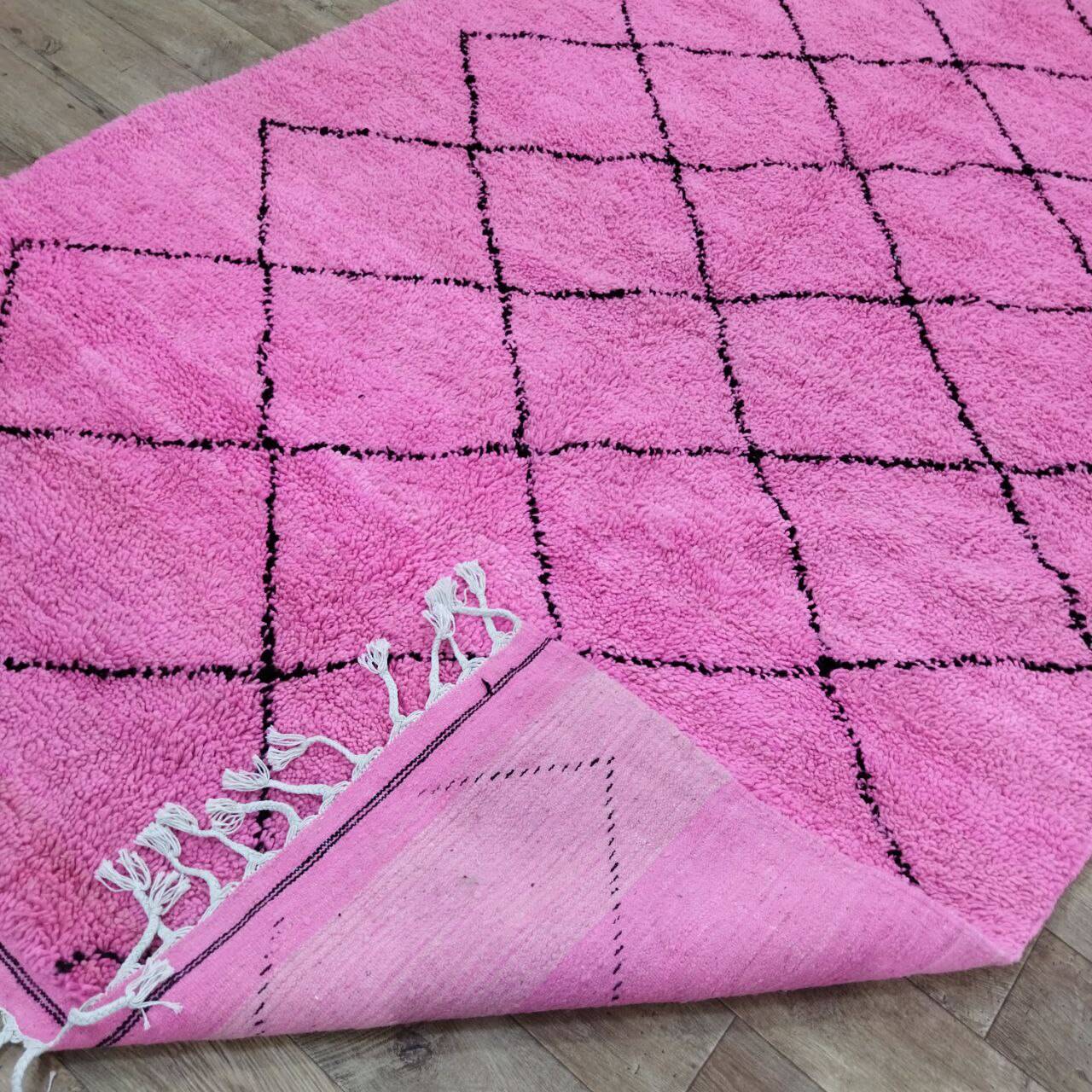 Azilal Berber rug in handmade wool 300 X 190 CM