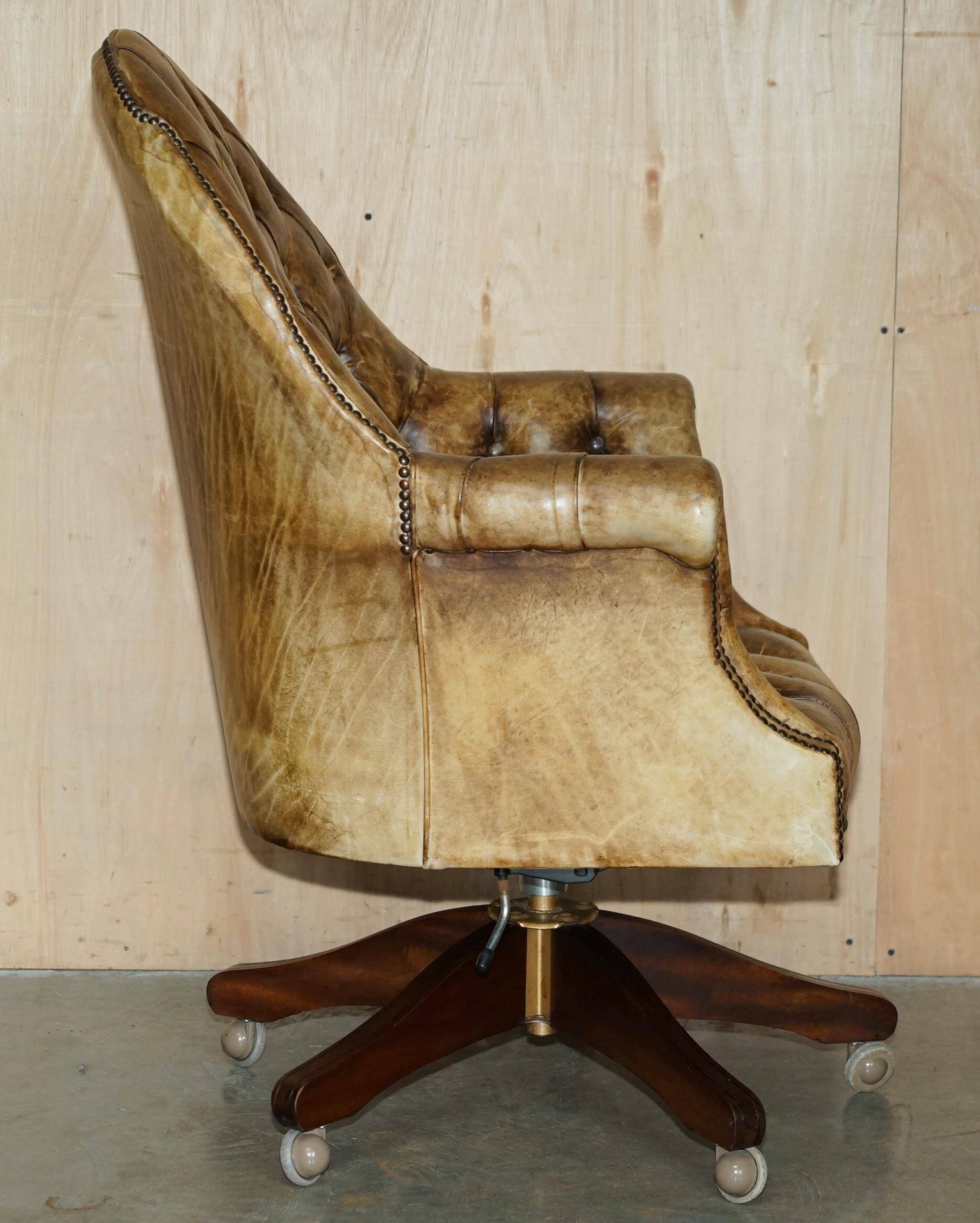 Chesterfield executive armchair in aniline leather