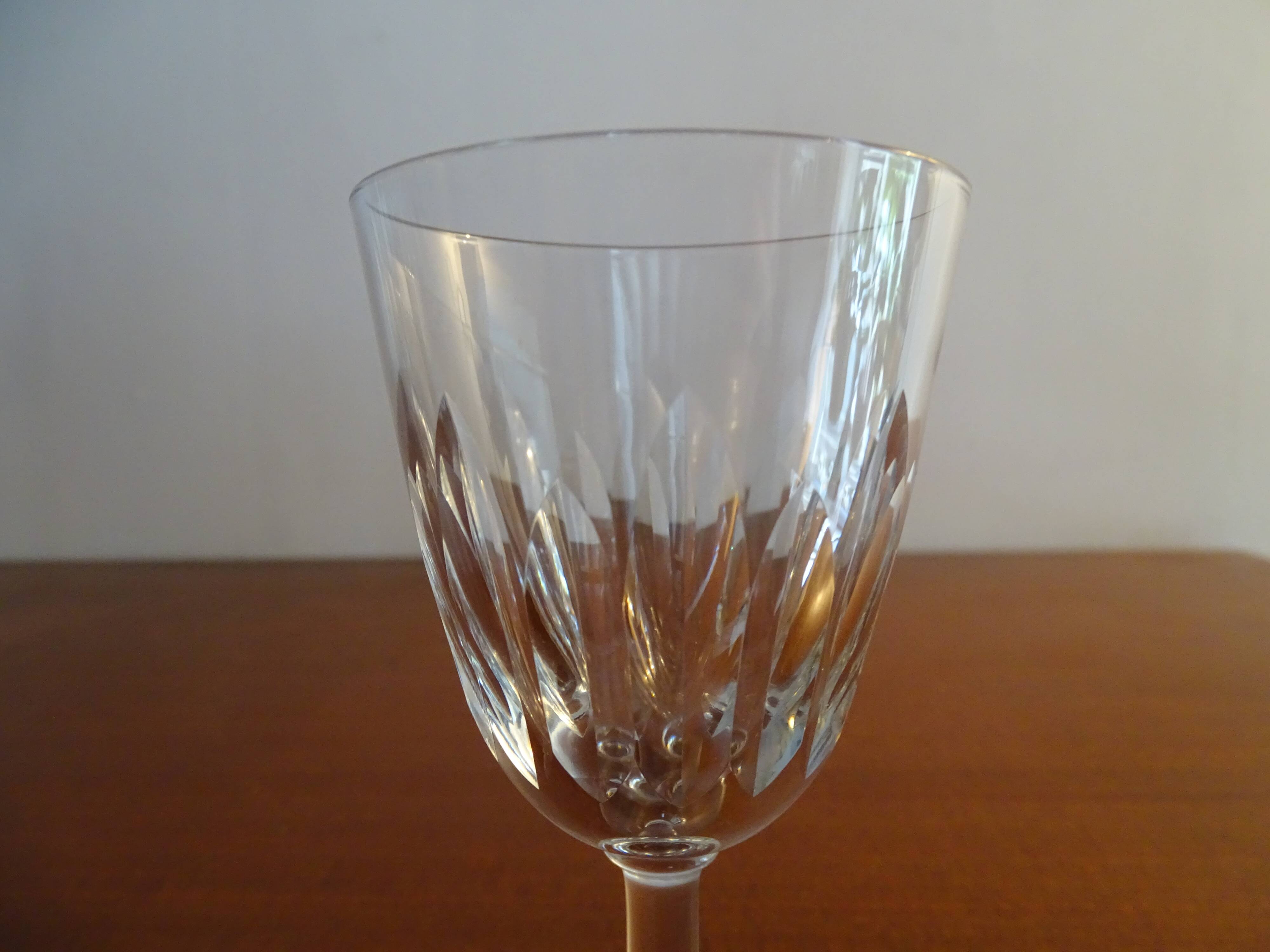 2 old white wine glasses Baccarat crystal model CASSINO - 12 cm