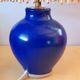 Lampe en grès émaillé bleu 1960