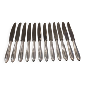 12 couteaux de table en métal argenté orfèvre Christofle Alabatros