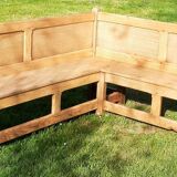 Corner bench