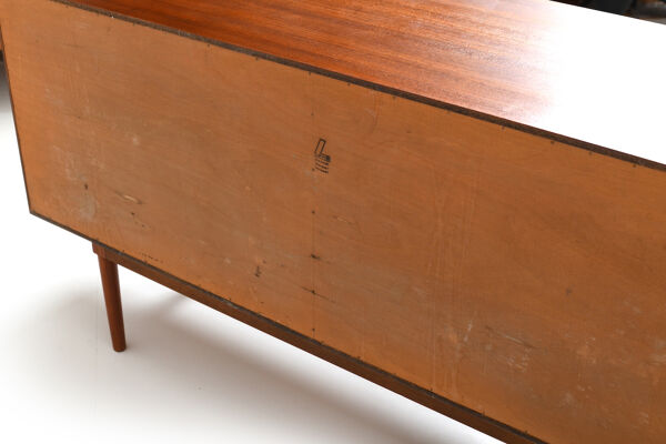 Commode de Peter Løvig-Nielsen des années 1960